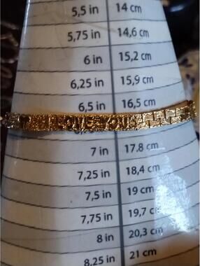 Gold tone I love you‎ nugget bracelet 6.75 inces